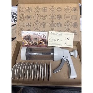The Pampered Chef 1525 Cookie Press with 16 Discs - White Excellent